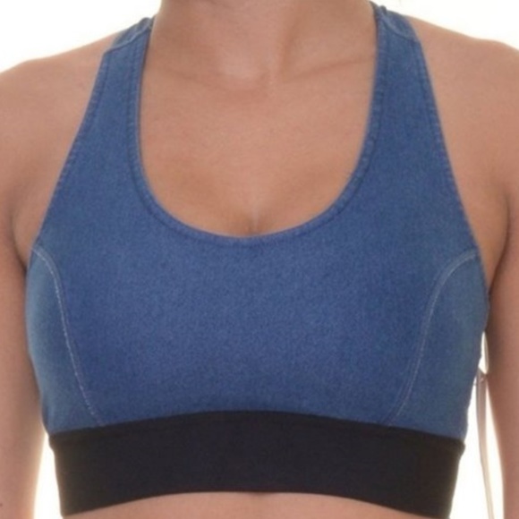 44d sports bra